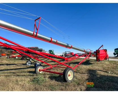 Peck 1070 Auger 10’’ x 71’ Manual Swingaway Augers