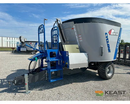 Penta 4540 Feed Wagon - 437 Cu Ft Capacity 3’ Conveyor EZ2800 Scale Feed Wagons