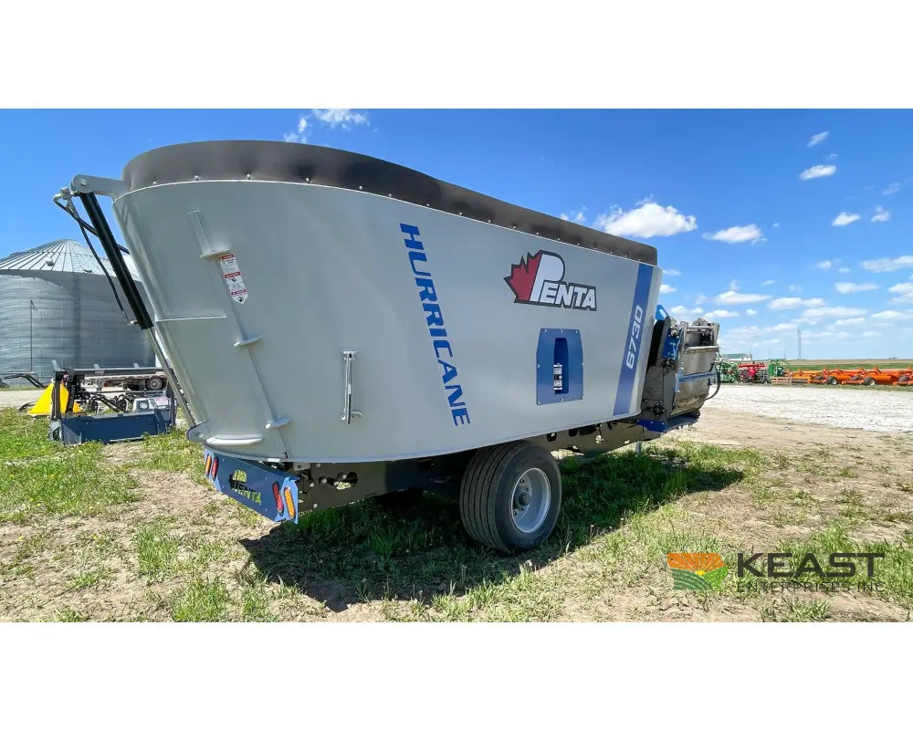 Penta 6730 Feed Wagon 640 Cu Ft Capacity 3’ Conveyor EZ2800 Scale Feed Wagons