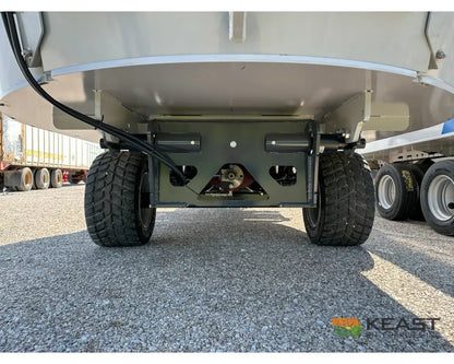 Penta 6740 Feed Wagon 650 Cu Ft Capacity 3’ Conveyor EZ2800 Scale - Feed Wagons