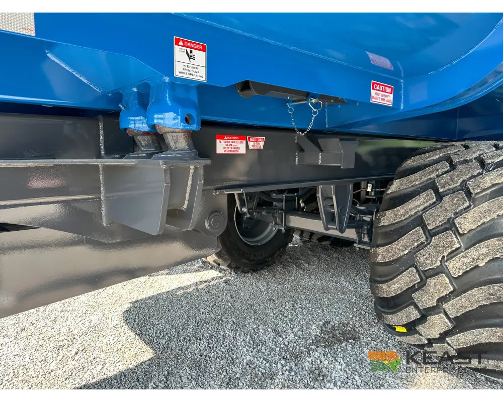 Penta DB60 Dump Trailer 2050 Cu Ft 1640 Bushel Tridem Axle Hyd Tailgate - Dump Trailers