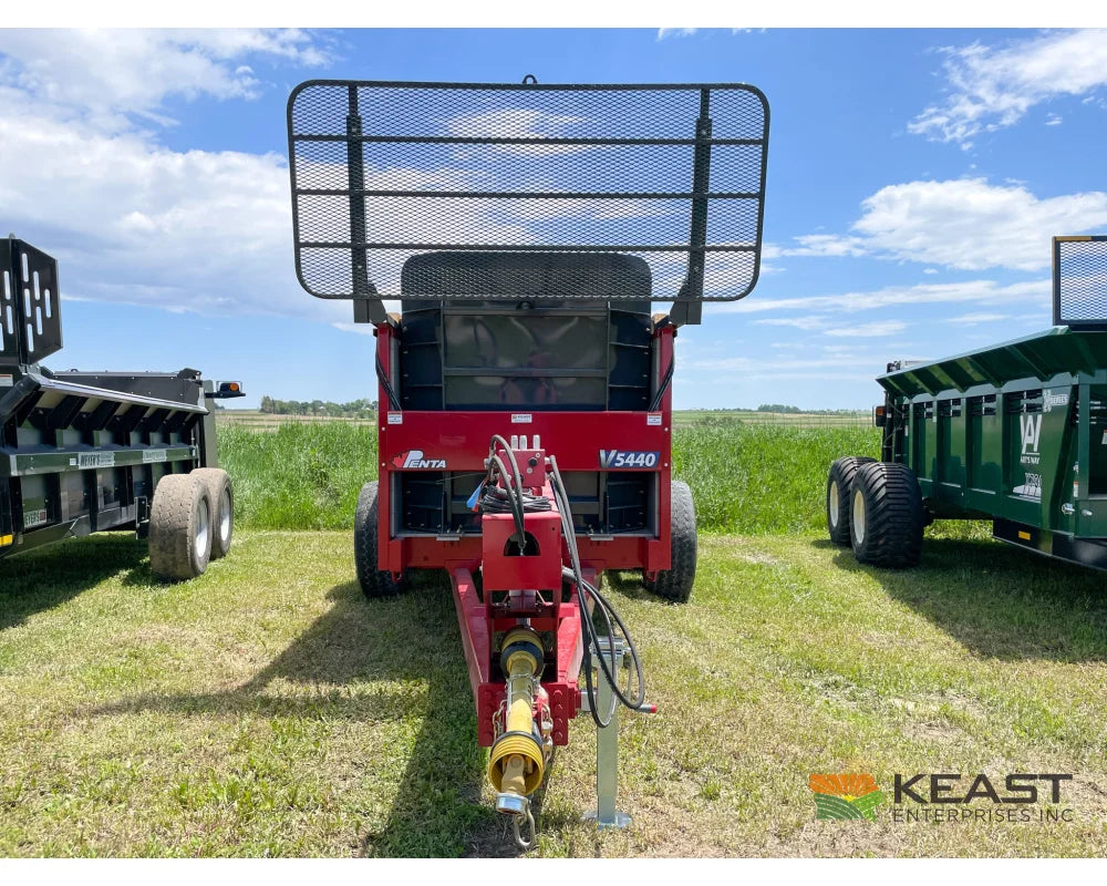 Hagedorn V 475 Manure Spreader 478 Cu Ft Heaped Capacity - Manure Spreaders