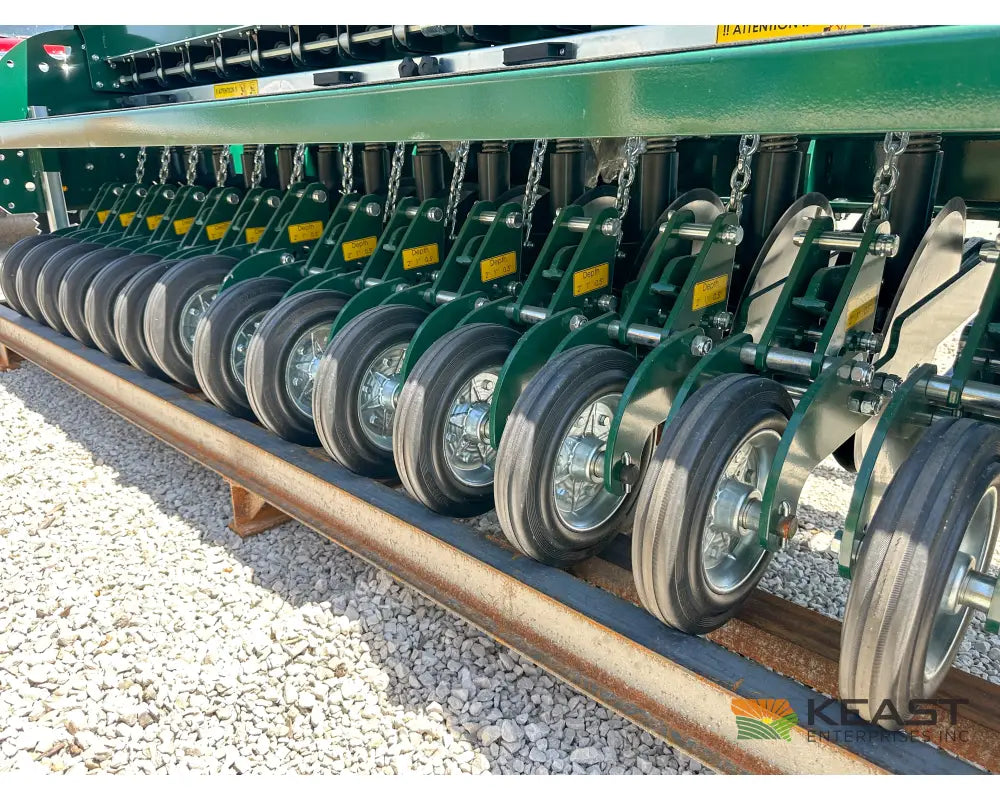 PH Outdoors G10 10’ No Till Drill 16 Rows 7.5’’ Spacing Great for Food Plots Hunting and Farms Drills and Seeders