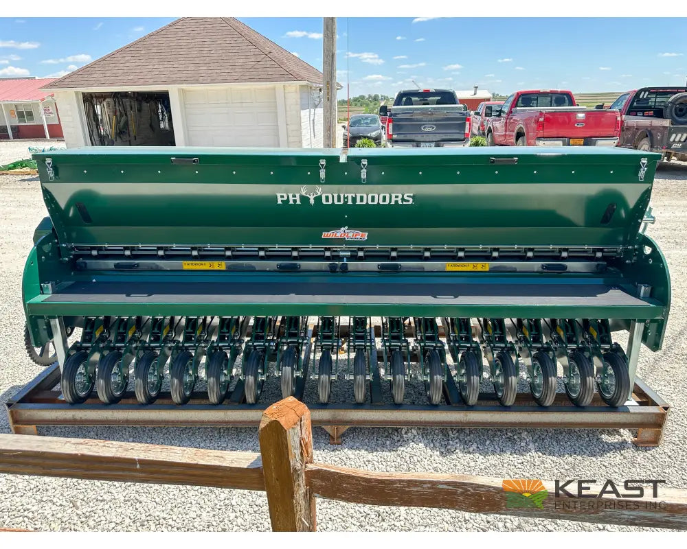 PH Outdoors G10 10’ No Till Drill 16 Rows 7.5’’ Spacing Great for Food Plots Hunting and Farms Drills and Seeders