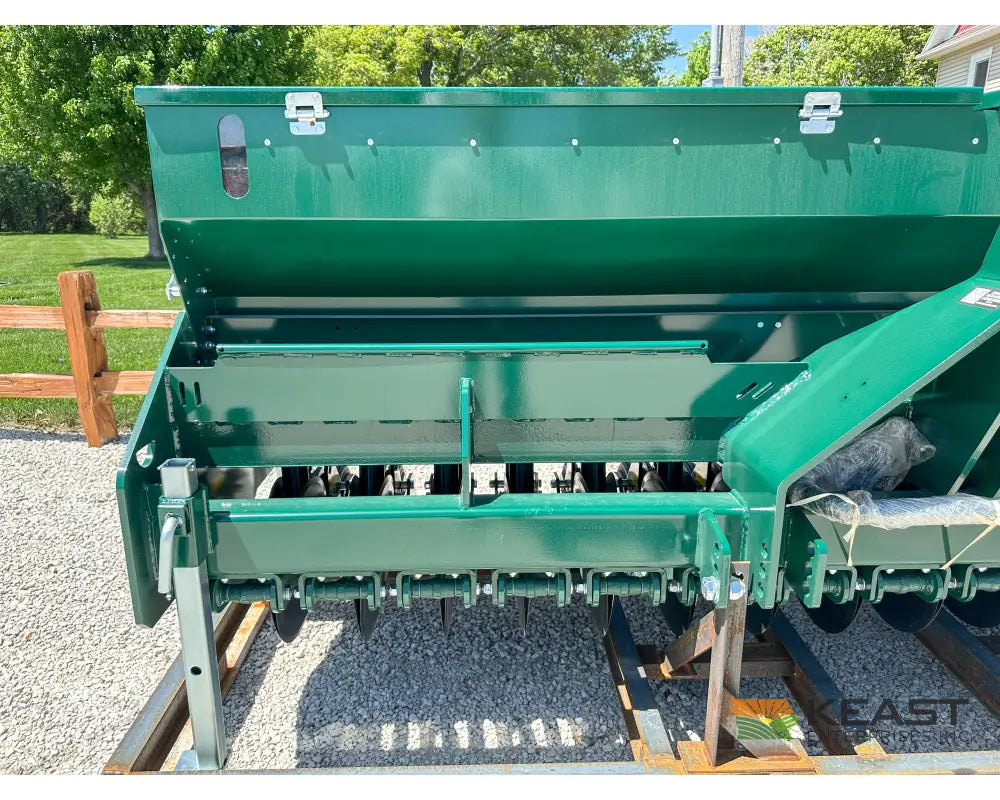 PH Outdoors G10 10’ No Till Drill 16 Rows 7.5’’ Spacing Great for Food Plots Hunting and Farms Drills and Seeders