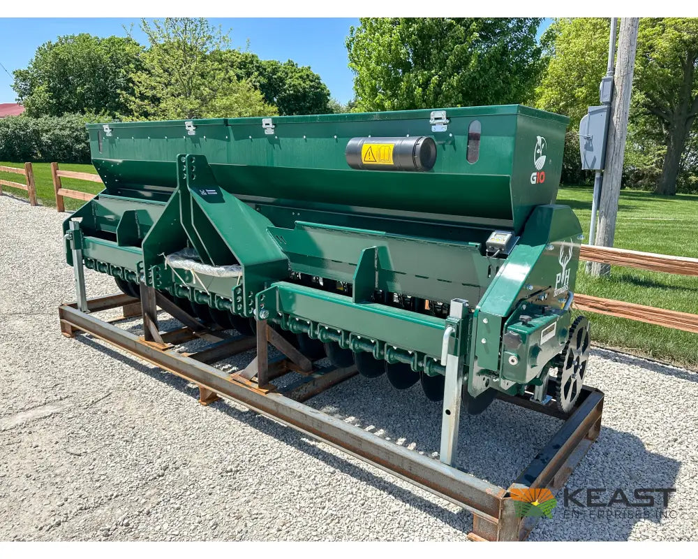 PH Outdoors G10 10’ No Till Drill 16 Rows 7.5’’ Spacing Great for Food Plots Hunting and Farms Drills and Seeders