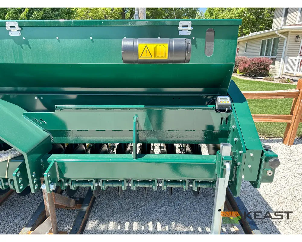 PH Outdoors G10 10’ No Till Drill 16 Rows 7.5’’ Spacing Great for Food Plots Hunting and Farms Drills and Seeders