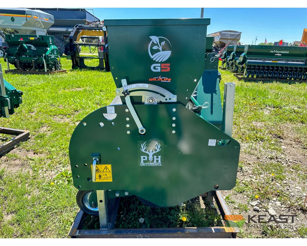 PH Outdoors G5 5’ No Till Drill - 8 Rows 7.5’’ Spacing Great for Food Plots Hunting and Farms Drills and Seeders