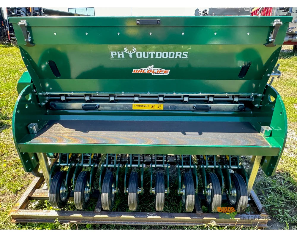 PH Outdoors G5 5’ No Till Drill - 8 Rows 7.5’’ Spacing Great for Food Plots Hunting and Farms Drills and Seeders