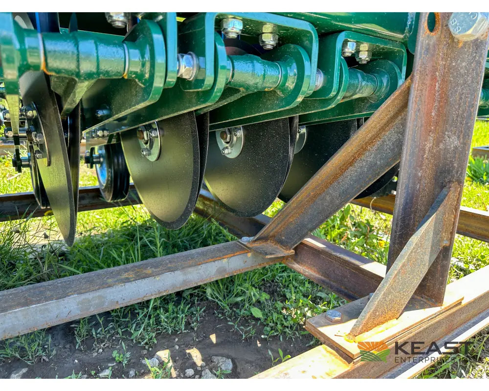 PH Outdoors G5 5’ No Till Drill - 8 Rows 7.5’’ Spacing Great for Food Plots Hunting and Farms Drills and Seeders