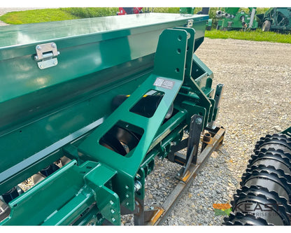 PH Outdoors M5 5’ No Till Drill - 8 Rows 7.5’’ Spacing Great for Food Plots Hunting and Farms Drills and Seeders