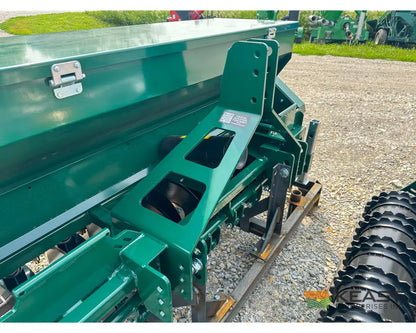 PH Outdoors M5 5’ No Till Drill - 8 Rows 7.5’’ Spacing Great for Food Plots Hunting and Farms Drills and Seeders
