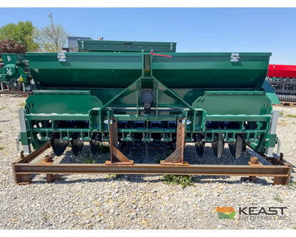 PH Outdoors M7 82’’ No Till Drill 11 Rows 7.5’’ Spacing Great for Food Plots Hunting and Farms - Drills and Seeders