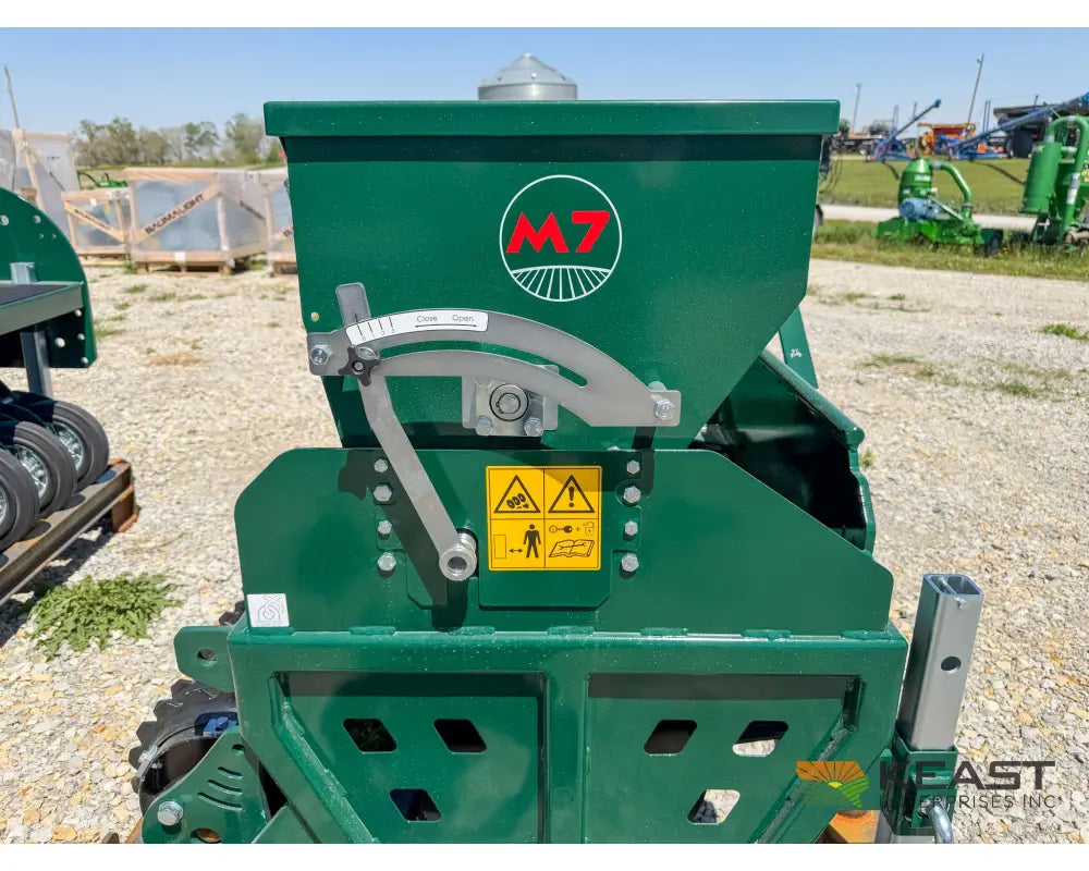 PH Outdoors M7 82’’ No Till Drill 11 Rows 7.5’’ Spacing Great for Food Plots Hunting and Farms - Drills and Seeders