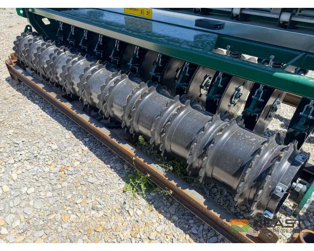 PH Outdoors M7 82’’ No Till Drill 11 Rows 7.5’’ Spacing Great for Food Plots Hunting and Farms - Drills and Seeders