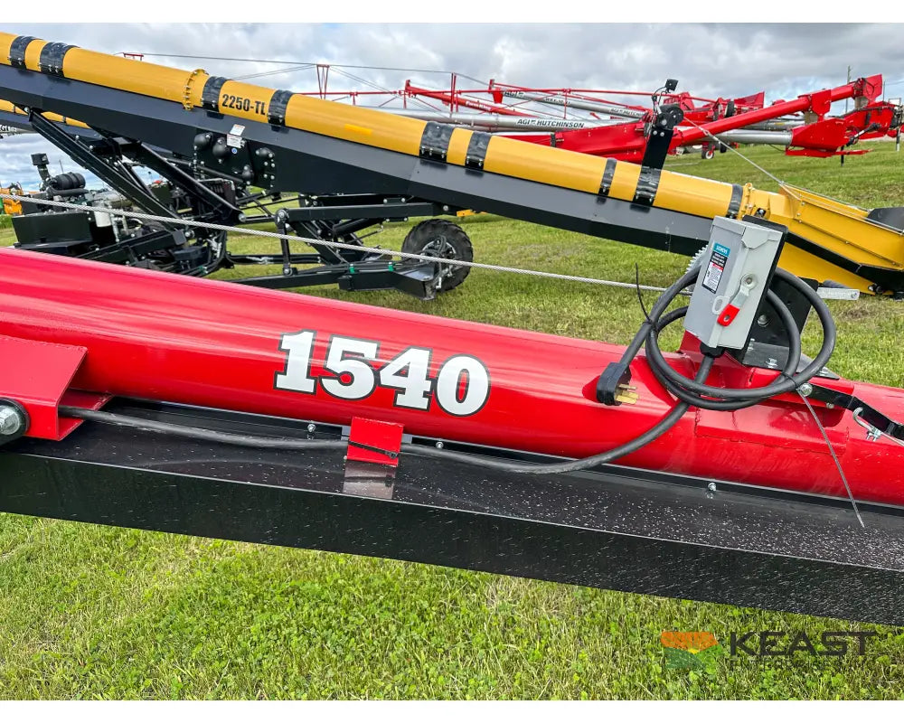 Premiere Ag 1540 Pro Conveyor - 10 hp Electric Drive 40’ Length Up to 10,000 BPH Capacity Conveyors