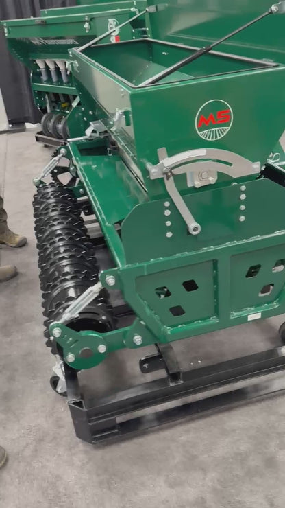 PH Outdoors M5 5' No Till Drill - 8 Rows, 7.5" Spacing, Great for Food Plots, Hunting, and Farms