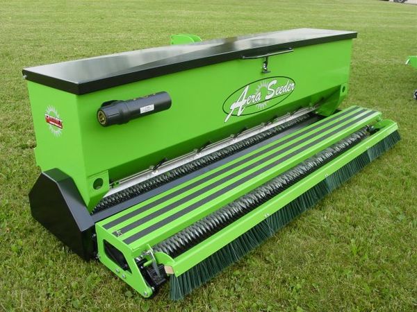 REIST AeraSeeder seed hopper and roller assembly viewed from rear — representative family photo