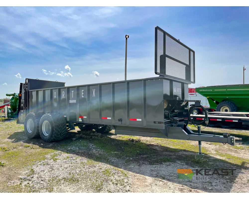 Artex SBX800 Manure Spreader – 858 Cu Ft Capacity Vertical Beaters Manure Spreaders
