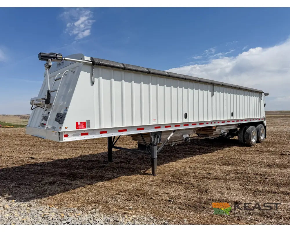 Neville 40' Aluminum Hopper Bottom Grain Trailer