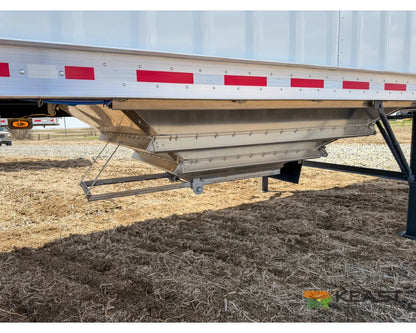 Neville 40’ Aluminum Hopper Bottom Grain Trailer Electric Tarp - Grain Trailers