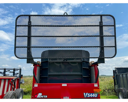 Hagedorn 5440 Manure Spreader 684 Cu Ft Heaped Capacity 500/50R22.5 Tires Manure Spreaders