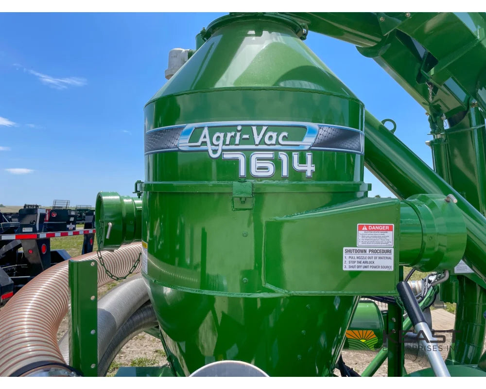 Walinga 7614DLX Grain Vac - Up to 5,500 BPH Capacity Full Pipe Package Grain Vacs