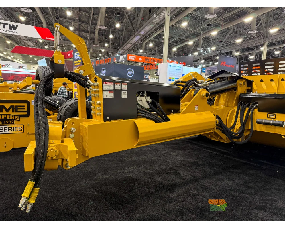 Rome RP-2912HDE Heavy Duty Ejection Scraper 29 Cu. Yd. 12’ 6’’ Cut - Ejection Scrapers
