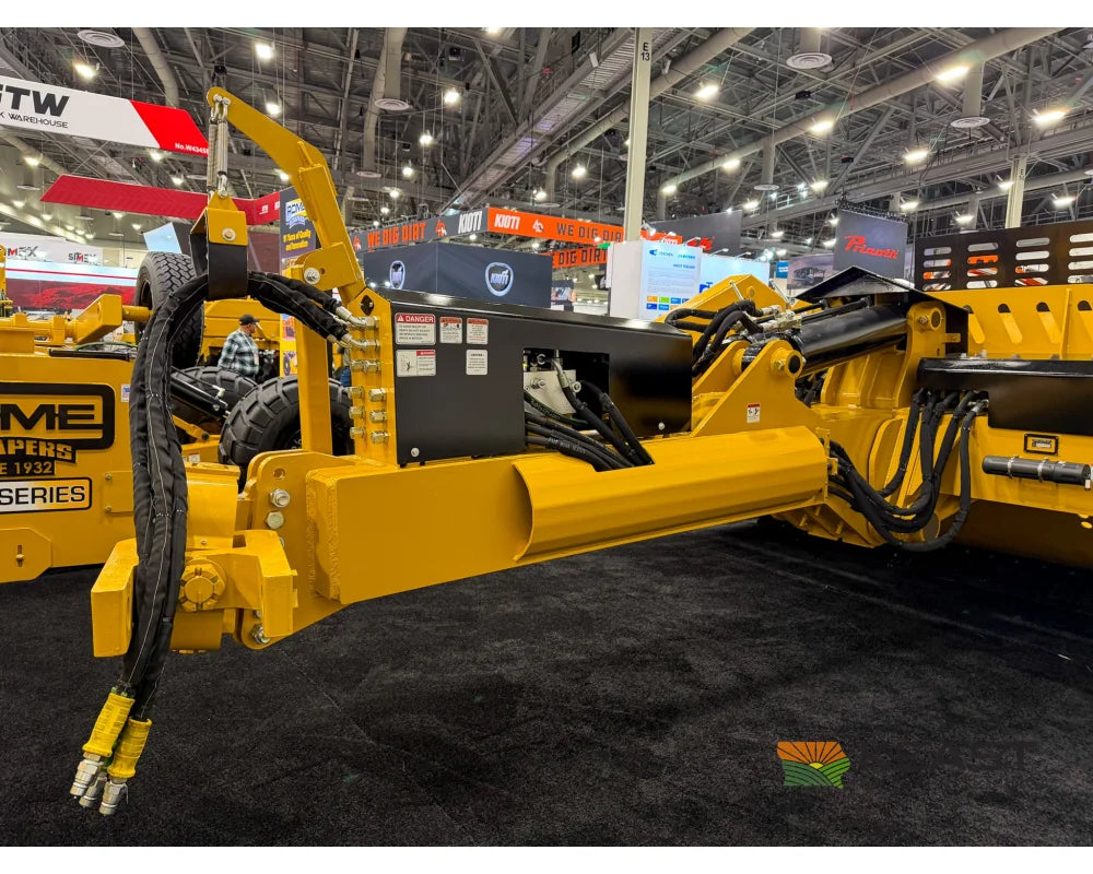 Rome RP-2912HDE Heavy Duty Ejection Scraper 29 Cu. Yd. 12’ 6’’ Cut - Ejection Scrapers