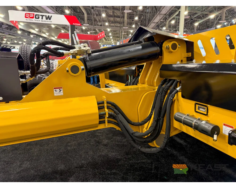 Rome RP-2912HDE Heavy Duty Ejection Scraper 29 Cu. Yd. 12’ 6’’ Cut - Ejection Scrapers