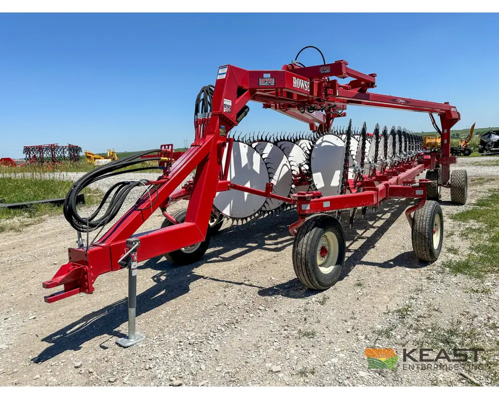 Rowse Ultimate 27 Wheel Field Rake - Center Kicker Wheels Front Castor Wheels Hay Rakes