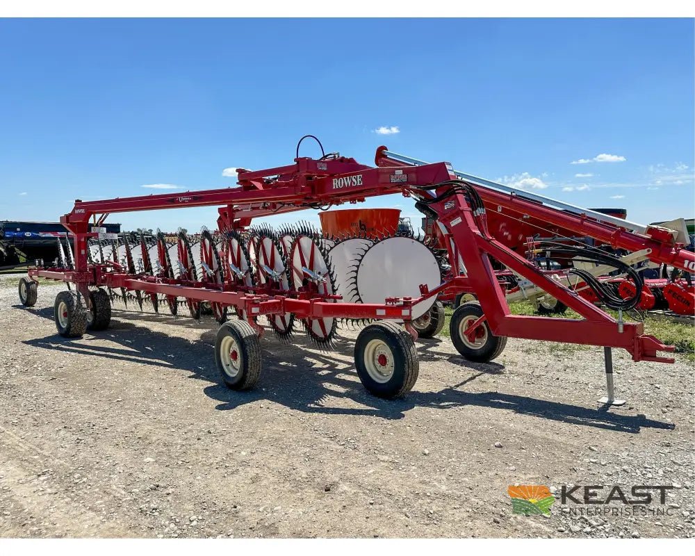 Rowse Ultimate 27 Wheel Field Rake - Center Kicker Wheels Front Castor Wheels Hay Rakes