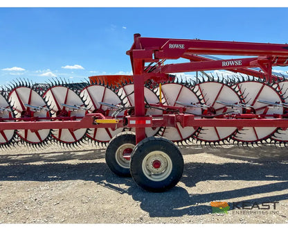 Rowse Ultimate 27 Wheel Field Rake - Center Kicker Wheels Front Castor Wheels Hay Rakes