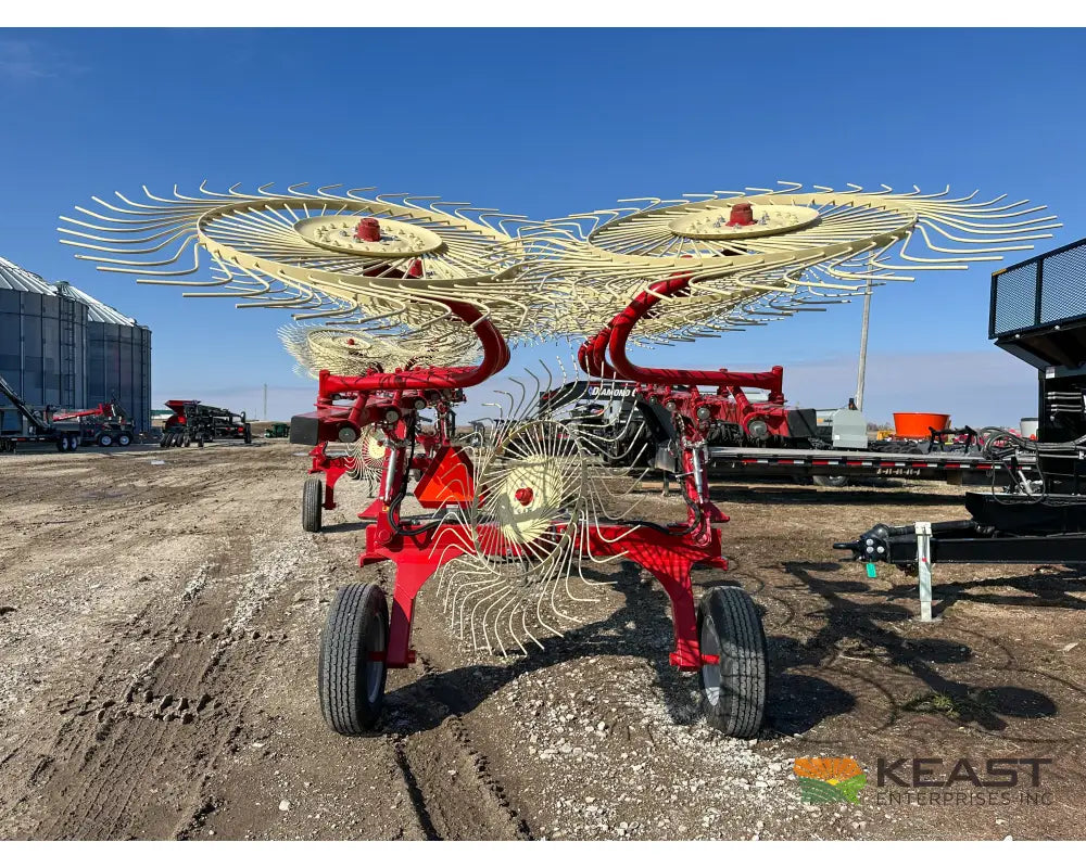 Sitrex QR10 High Clearance Carted Rake, Center Kicker Wheel