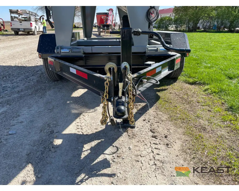 Speed King 240 Bulk Seed Tender - Wireless Controls Electric Start Gas Engine Tarp Seed Tenders