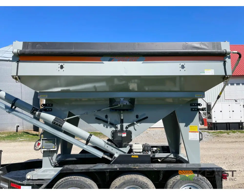 Speed King 240 Bulk Seed Tender - Wireless Controls Electric Start Gas Engine Tarp Seed Tenders