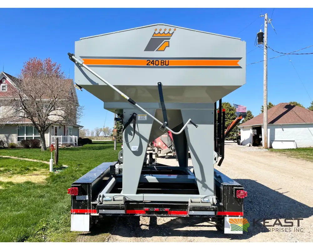 Speed King 240 Bulk Seed Tender - Wireless Controls Electric Start Gas Engine Tarp Seed Tenders