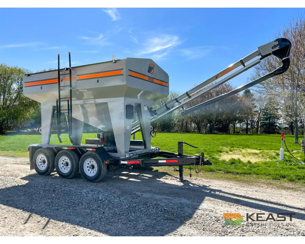 Speed King 240 Bulk Seed Tender - Wireless Controls Electric Start Gas Engine Tarp Seed Tenders