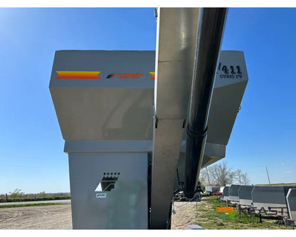 Speed King 330 Bulk Seed Tender Wireless Controls Electric Start Gas Engine Tarp Seed Tenders