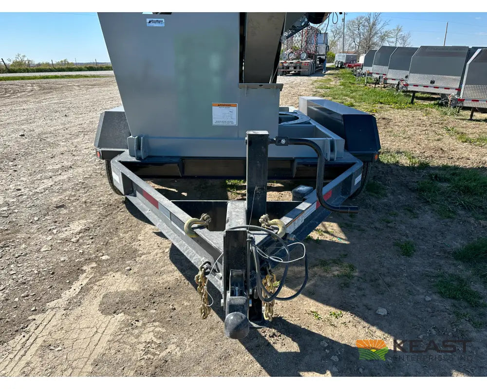 Speed King 330 Bulk Seed Tender Wireless Controls Electric Start Gas Engine Tarp Seed Tenders
