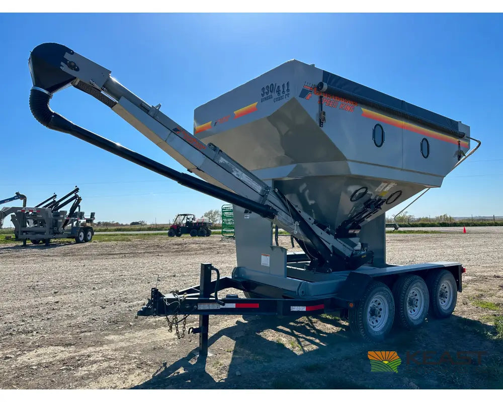 Speed King 330 Bulk Seed Tender Wireless Controls Electric Start Gas Engine Tarp Seed Tenders
