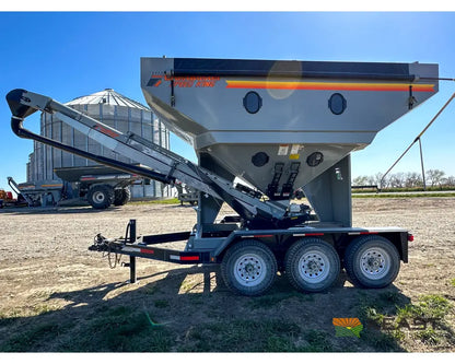 Speed King 330 Bulk Seed Tender Wireless Controls Electric Start Gas Engine Tarp Seed Tenders