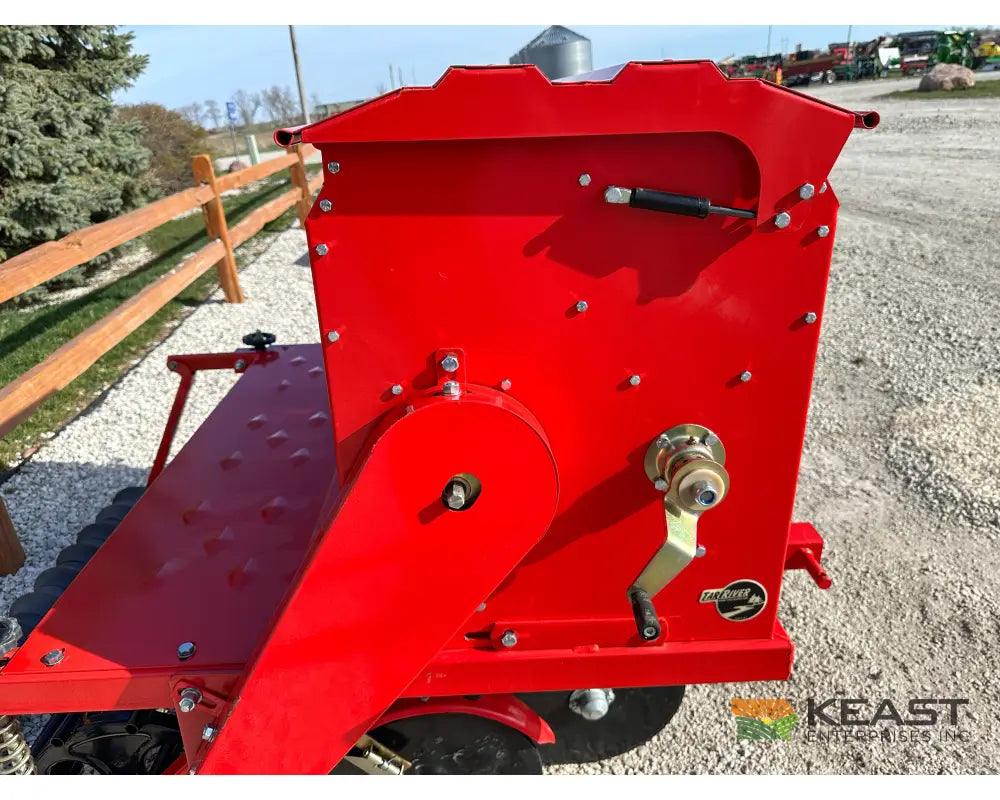 Tar River DRL048 48’’ Seeder 7 Openers Category I Hitch - Drills and Seeders