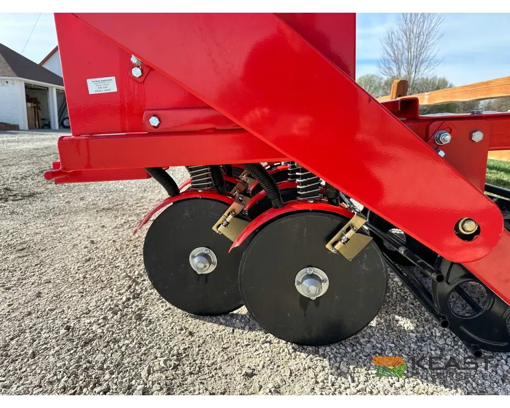 Tar River DRL048 48’’ Seeder 7 Openers Category I Hitch - Drills and Seeders