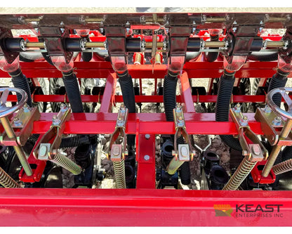 Tar River SAYA507 78’ No Till Drill - 10 Seed Cups 10 Fertilizer Cups Up to 2’’ Working Depth Drills and Seeders
