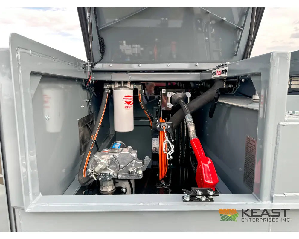 Thunder Creek DW990 Gasoline Fuel Trailer 990 Gallon Capacity Electric Pump Electric Jack Fuel Trailers