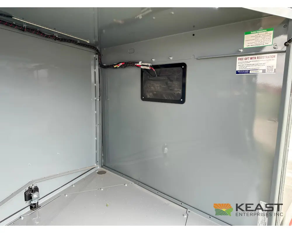Thunder Creek DW990 Gasoline Fuel Trailer 990 Gallon Capacity Electric Pump Electric Jack Fuel Trailers