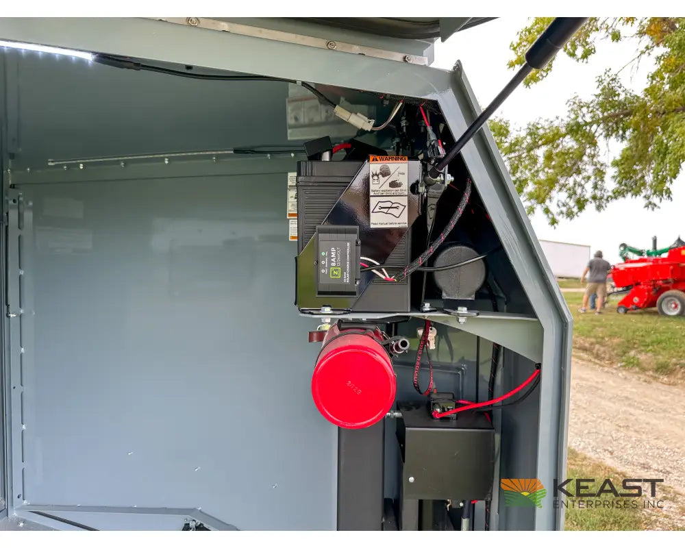 Thunder Creek DW990 Gasoline Fuel Trailer 990 Gallon Capacity Electric Pump Electric Jack Fuel Trailers