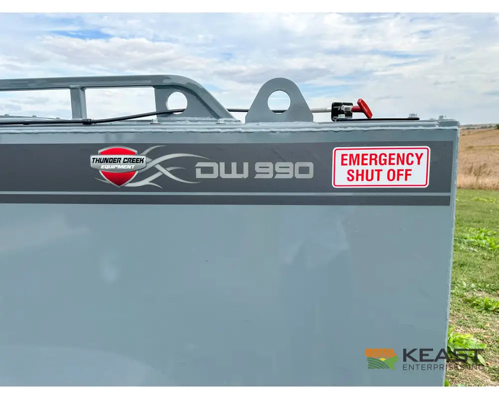 Thunder Creek DW990 Gasoline Fuel Trailer 990 Gallon Capacity Electric Pump Electric Jack Fuel Trailers