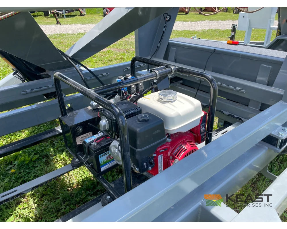 Travis HSC2100 2-Box Seed Tender 8 HP Electric Start Engine Scale Ready Seed Tenders